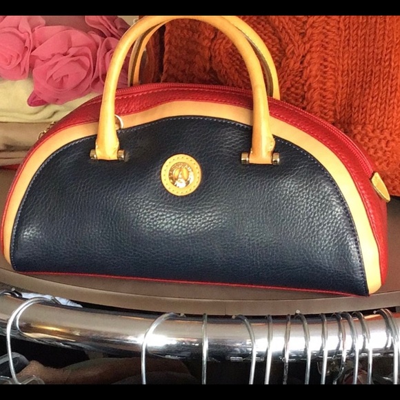 Handbags - LA TOUR EIFFEL Leather Bag✨